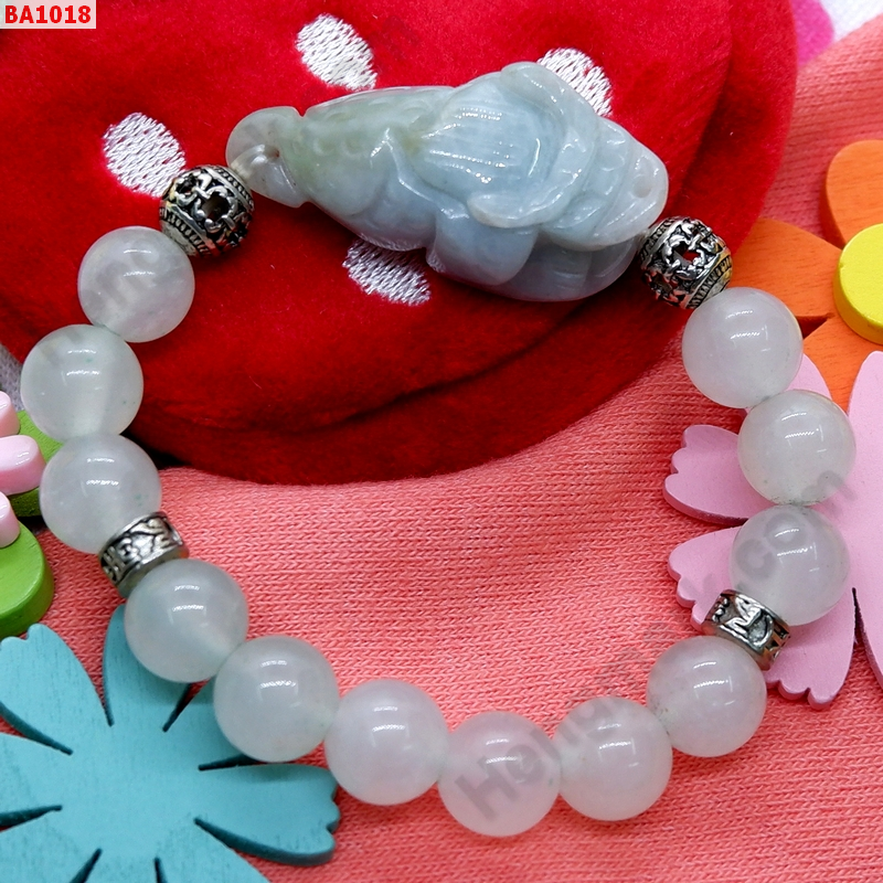 BA1018 สร้อยข้อมือกบคาบเหรียญ ราคา 399 บาท http://hengmark.com/view_product/BA1018.htm