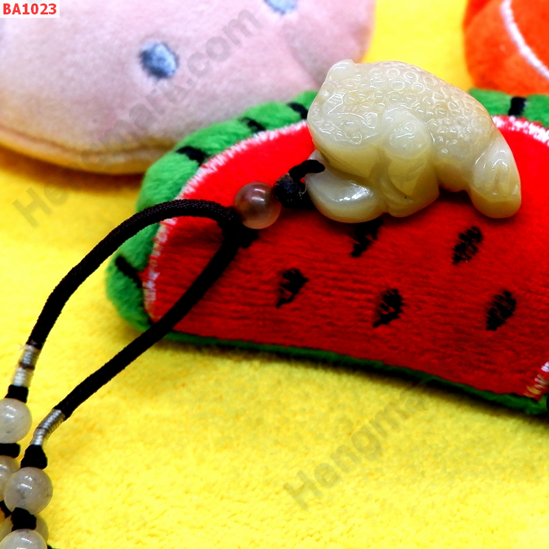 BA1023 สร้อยคอเชือก จี้รูปกบคาบเหรียญ หยกเหลือง ราคา 299 บาท http://hengmark.com/view_product/BA1023.htm