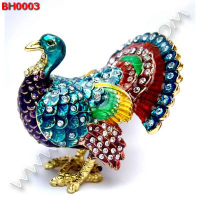 BH0003 นกยูงลงยาประดับคริสตัล ราคา 1200 บาท http://hengmark.com/view_product/BH0003.htm