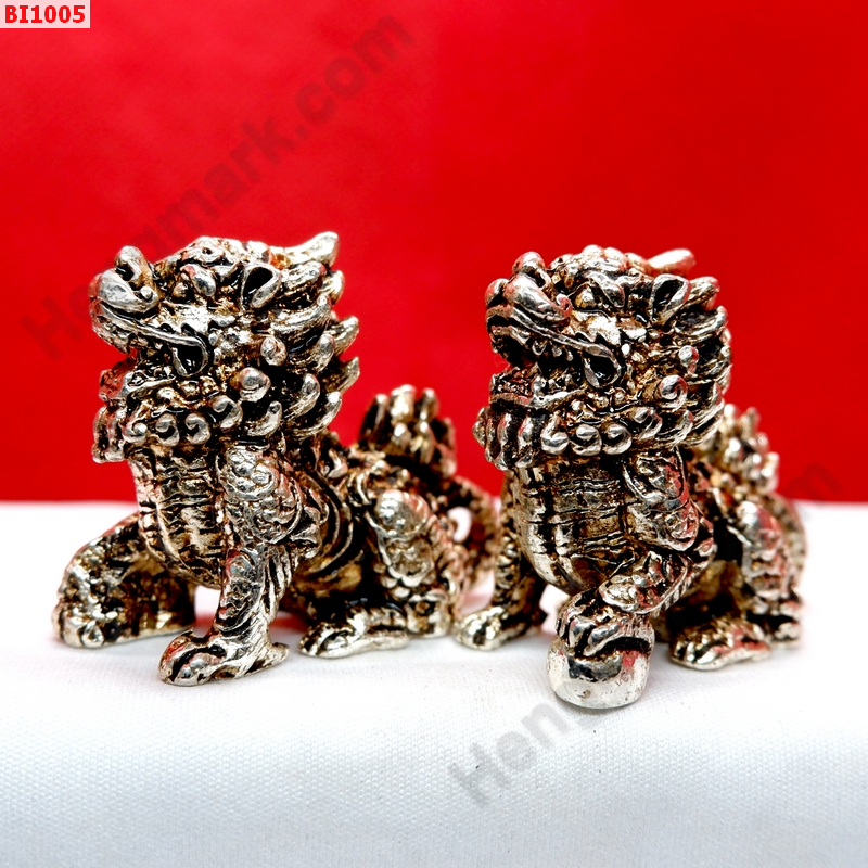 BI1005 สิงห์โตคู่ โลหะสีเงิน ราคา 799 บาท http://hengmark.com/view_product/BI1005.htm