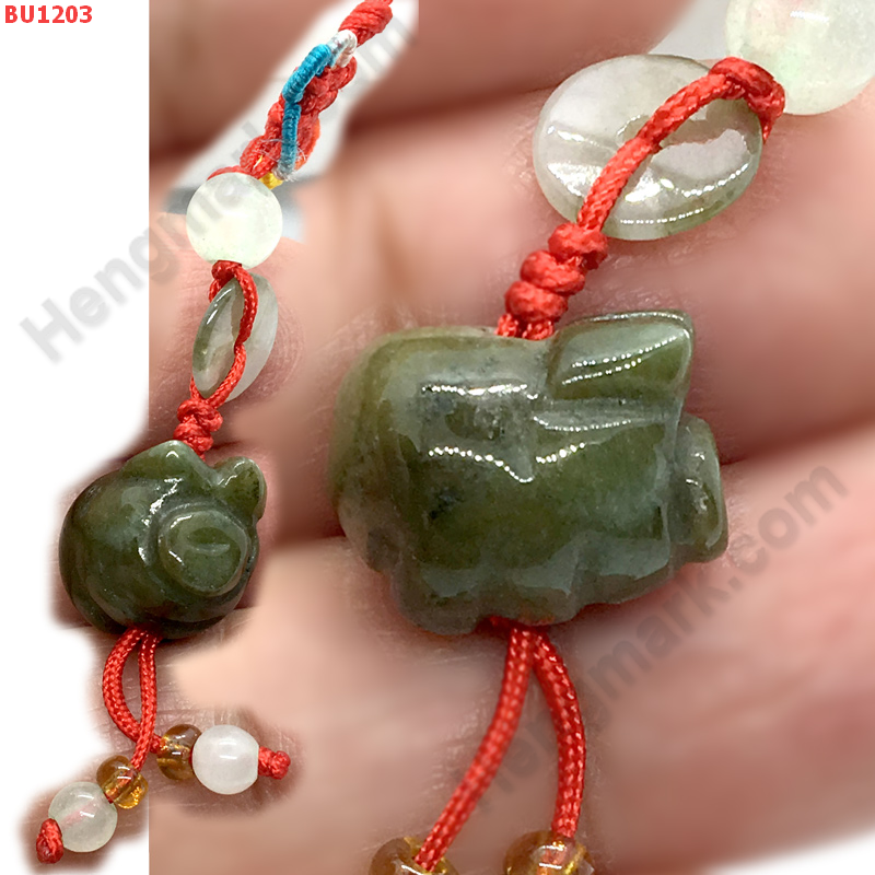 BU1203 หมูหยก แขวนมือถือ ราคา 99 บาท http://hengmark.com/view_product/BU1203.htm