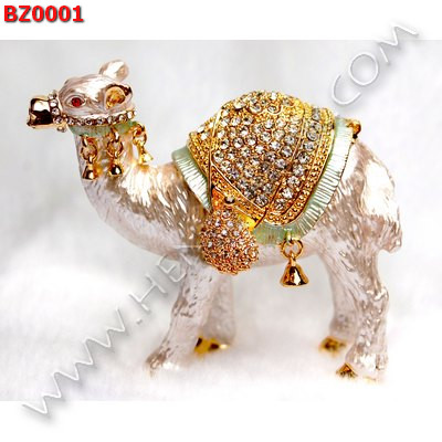 BZ0001 อูฐทองเหลืองลงยาประดับคริสตัล ราคา 1900 บาท http://hengmark.com/view_product/BZ0001.htm