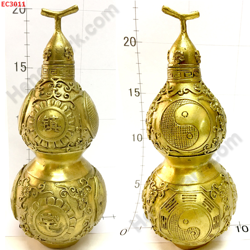 EC3011 น้ำเต้าทองเหลือง สลักยันต์แปดทิศ ราคา 1899 บาท http://hengmark.com/view_product/EC3011.htm