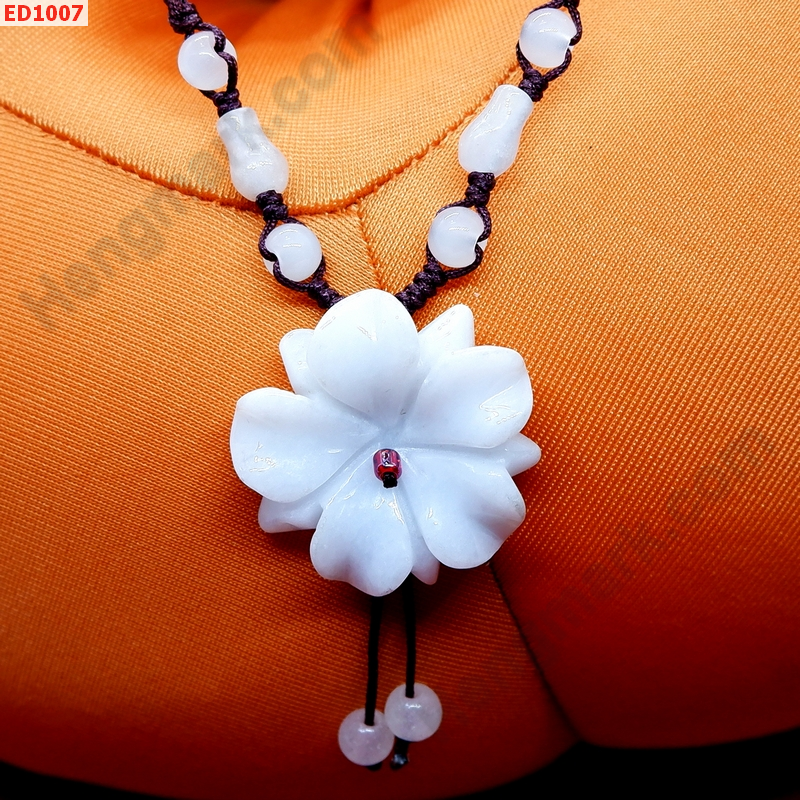 ED1007 สร้อยคอ จี้ดอกโบตั๋นหยก ราคา 199 บาท http://hengmark.com/view_product/ED1007.htm