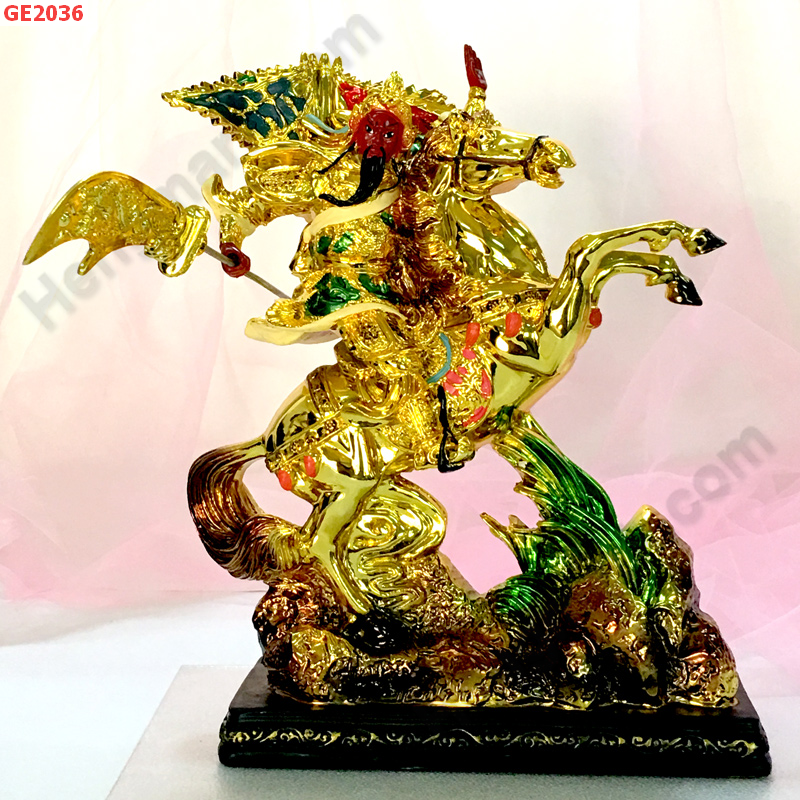 GE2036 เทพกวนอูขี่ม้า 5ธง เคลือบทอง24K ราคา 3600 บาท http://hengmark.com/view_product/GE2036.htm