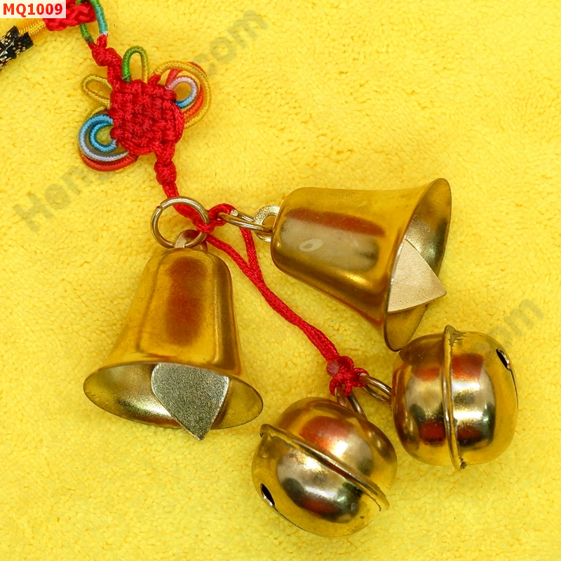 MQ1009 กระดิ่งสีทอง 2 ชิ้นและลูกกระพรวน 2 ชิ้น พร้อมที่แขวน ราคา 199 บาท http://hengmark.com/view_product/MQ1009.htm
