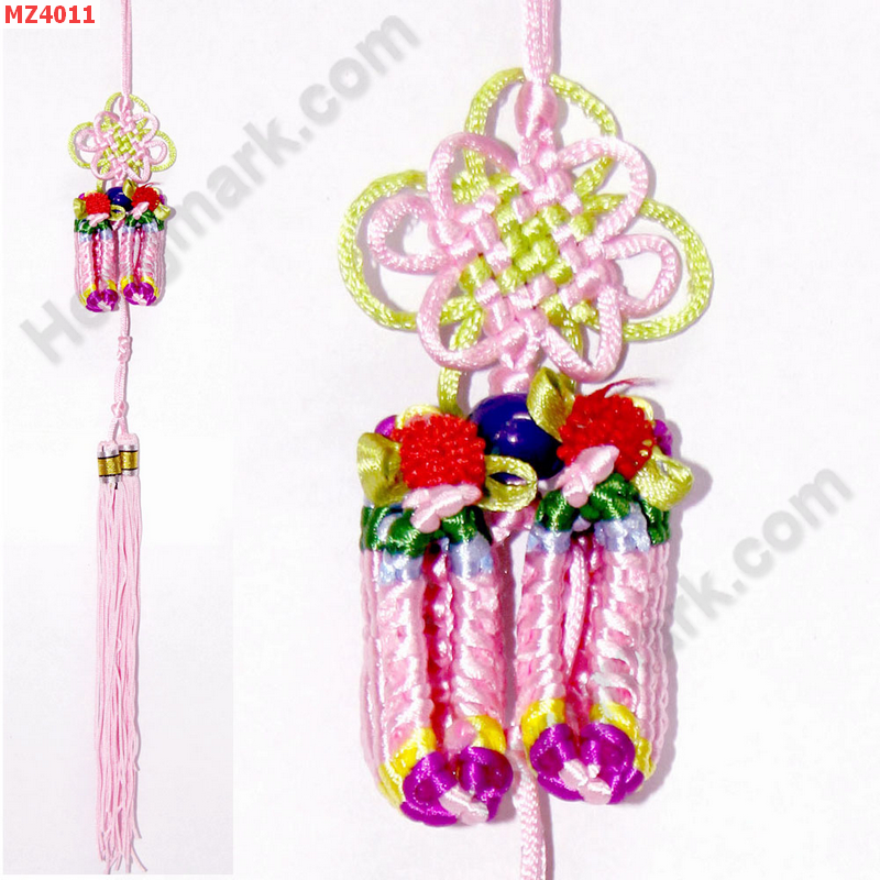 MZ4011 รองเท้าคู่ สีชมพู แขวนกระเป๋า ราคา 199 บาท http://hengmark.com/view_product/MZ4011.htm