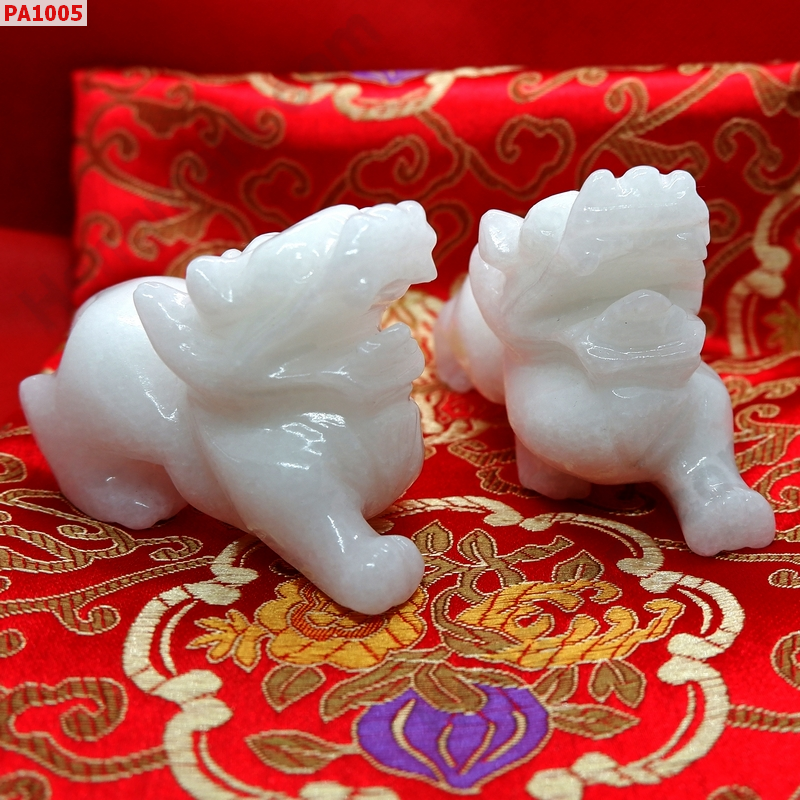 PA1005 ปี่เซียะคู่ตั้งโต๊ะ หินสีขาว ราคา 1500 บาท http://hengmark.com/view_product/PA1005.htm