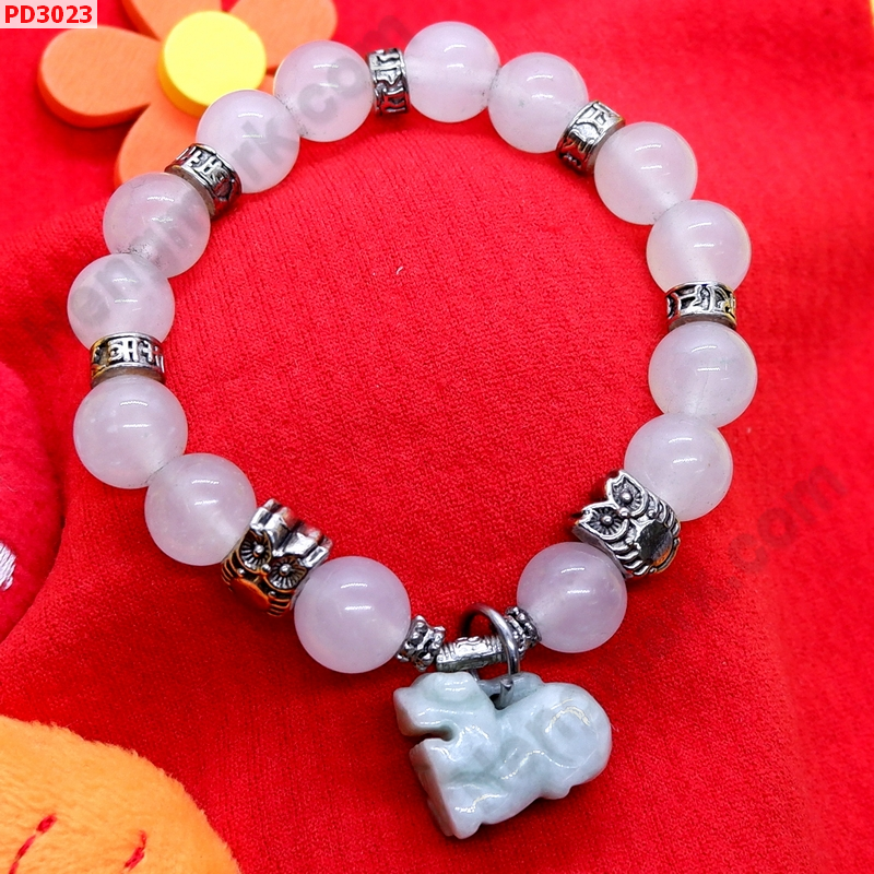 PD3023 สร้อยข้อมือปี่เซียะหยกขาวอมเขียว ราคา 349 บาท http://hengmark.com/view_product/PD3023.htm
