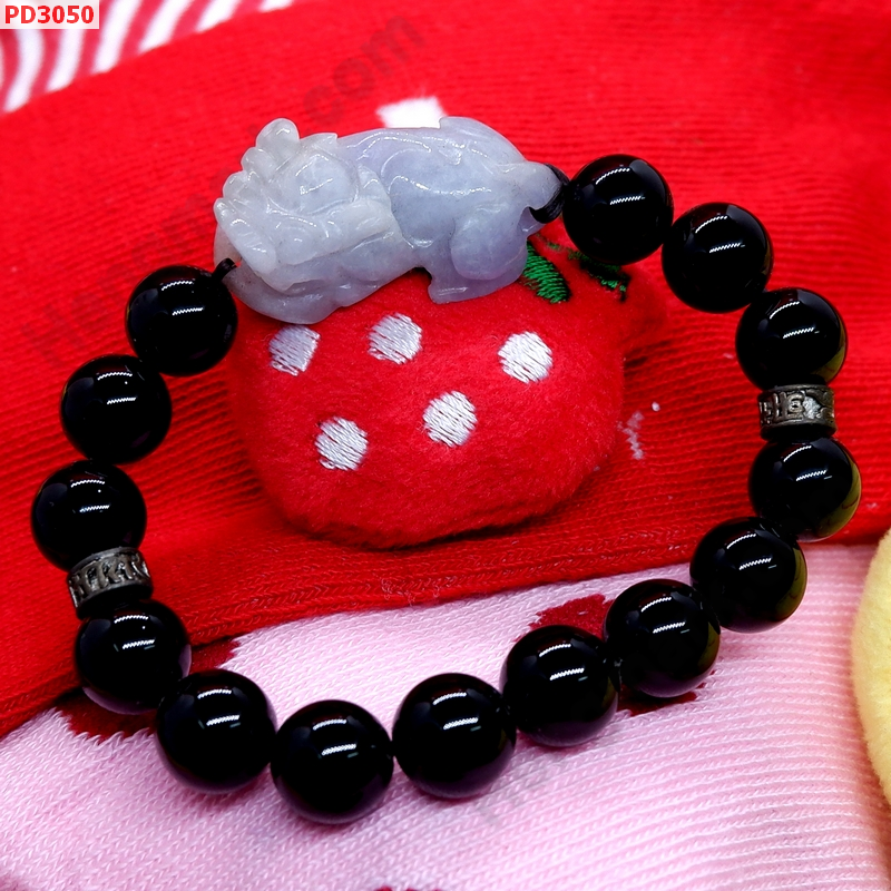 PD3050 สร้อยข้อมือหยกขาวหินดำ ราคา 399 บาท http://hengmark.com/view_product/PD3050.htm