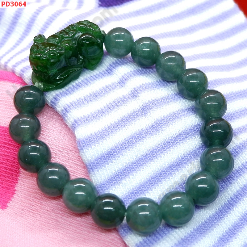PD3064 สร้อยข้อมือปี่เซียะหินสีเขียวเข้ม ราคา 399 บาท http://hengmark.com/view_product/PD3064.htm