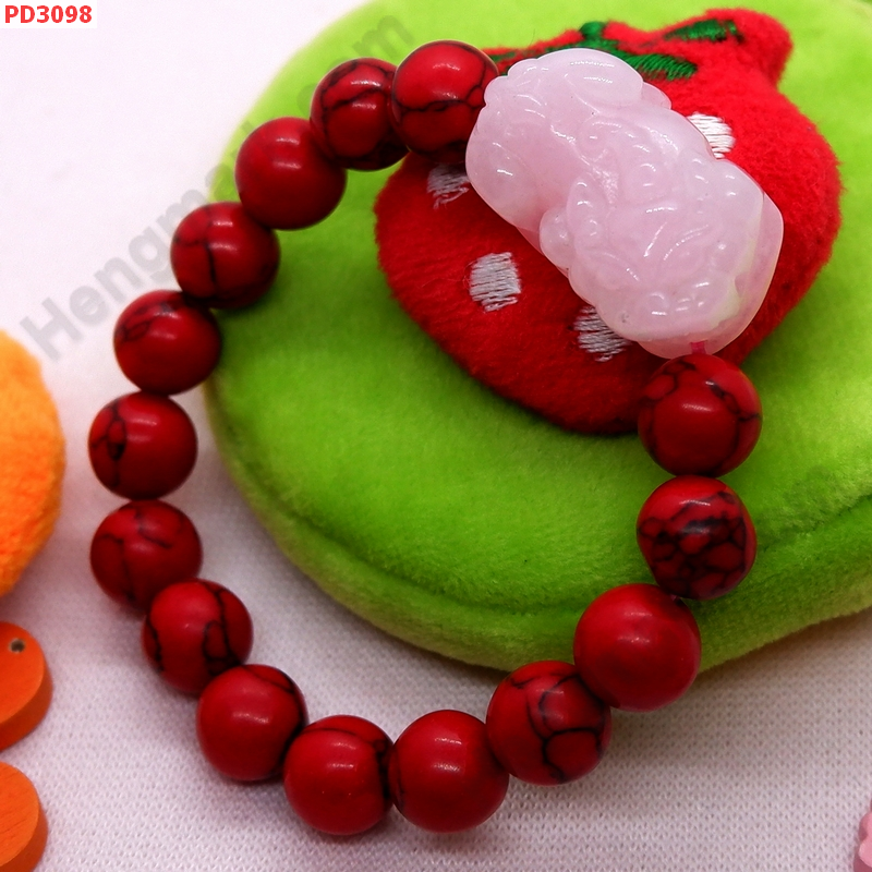 PD3098 สร้อยข้อมือปี่เซียะหินสีชมพู ร้อยหินสีแดง ราคา 399 บาท http://hengmark.com/view_product/PD3098.htm