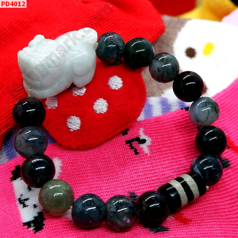 PD4012 สร้อยข้อมือปี่เซียะหยกขาวอมเขียว ราคา 499 บาท http://hengmark.com/view_product/PD4012.htm