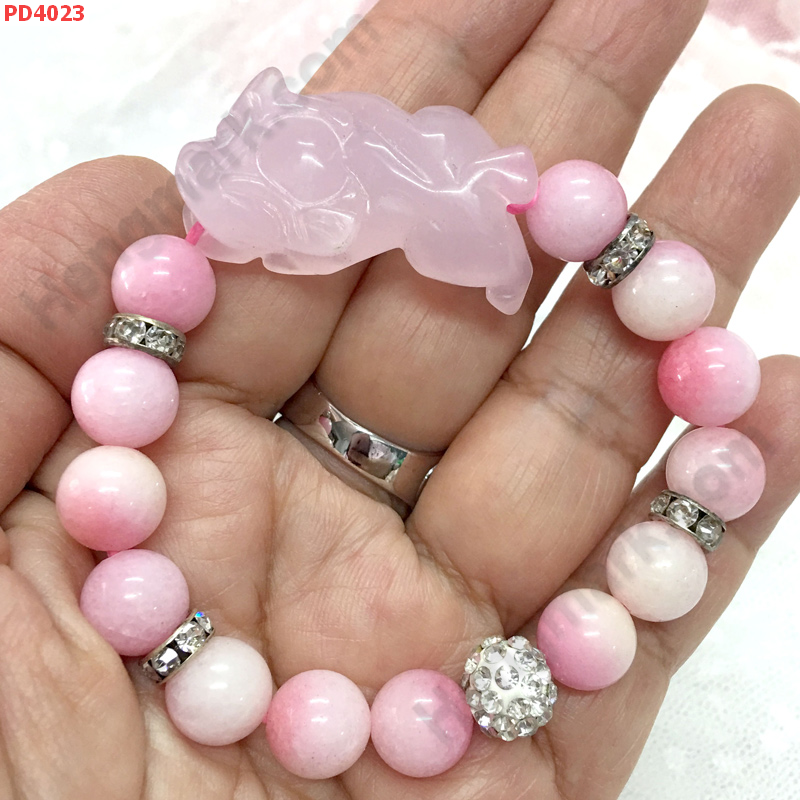 PD4023 สร้อยข้อมือปี่เซียะชมพู  -ลูกท้อ ราคา 479 บาท http://hengmark.com/view_product/PD4023.htm