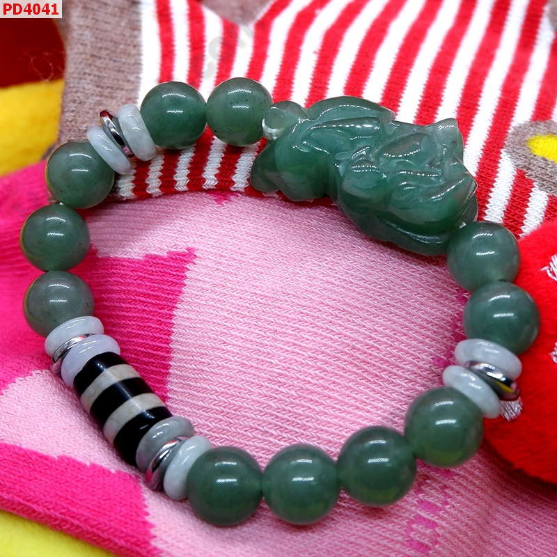 PD4041 สร้อยข้อมือปี่เซียะหยกเขียวเข้ม+DZI ราคา 499 บาท http://hengmark.com/view_product/PD4041.htm