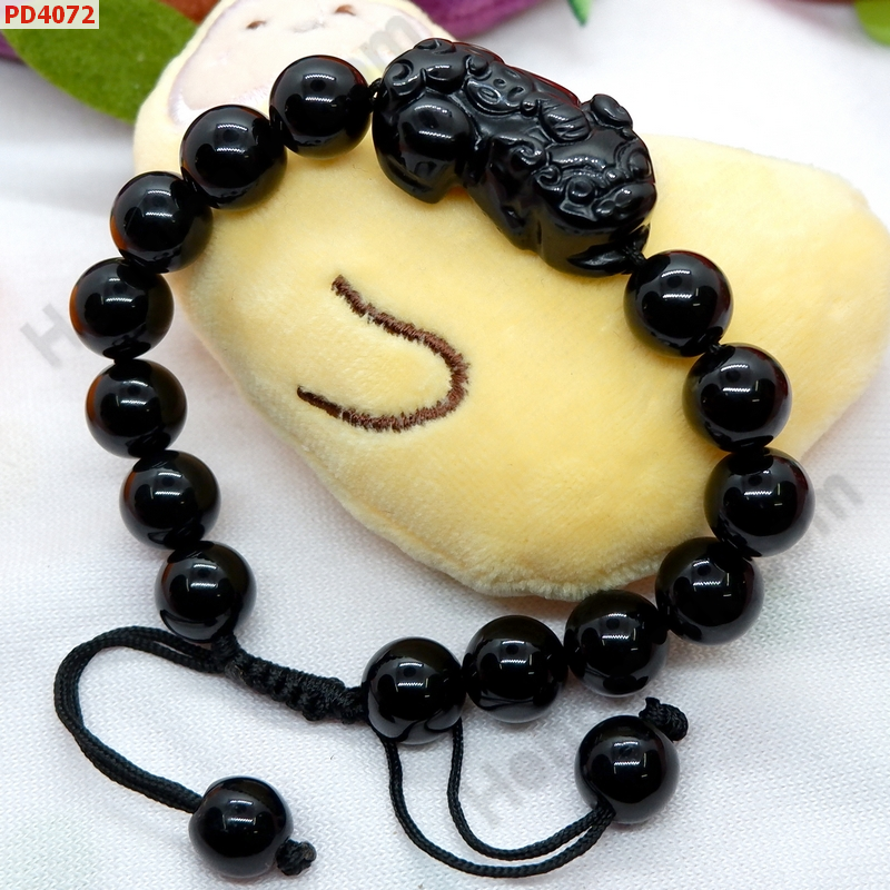 PD4072 สร้อยข้อมือปี่เซียะหินสีดำสร้อยเชือก ราคา 489 บาท http://hengmark.com/view_product/PD4072.htm