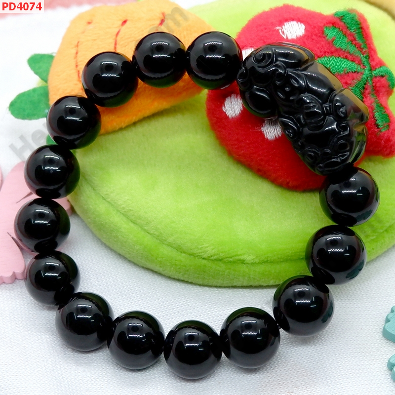 PD4074 สร้อยข้อมือปี่เซียะหินสีดำ ราคา 499 บาท http://hengmark.com/view_product/PD4074.htm
