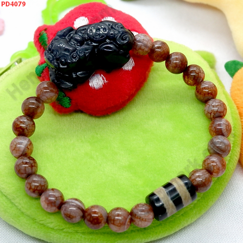 PD4079 สร้อยข้อมือปี่เซียะหินอะเกตดำ ราคา 479 บาท http://hengmark.com/view_product/PD4079.htm