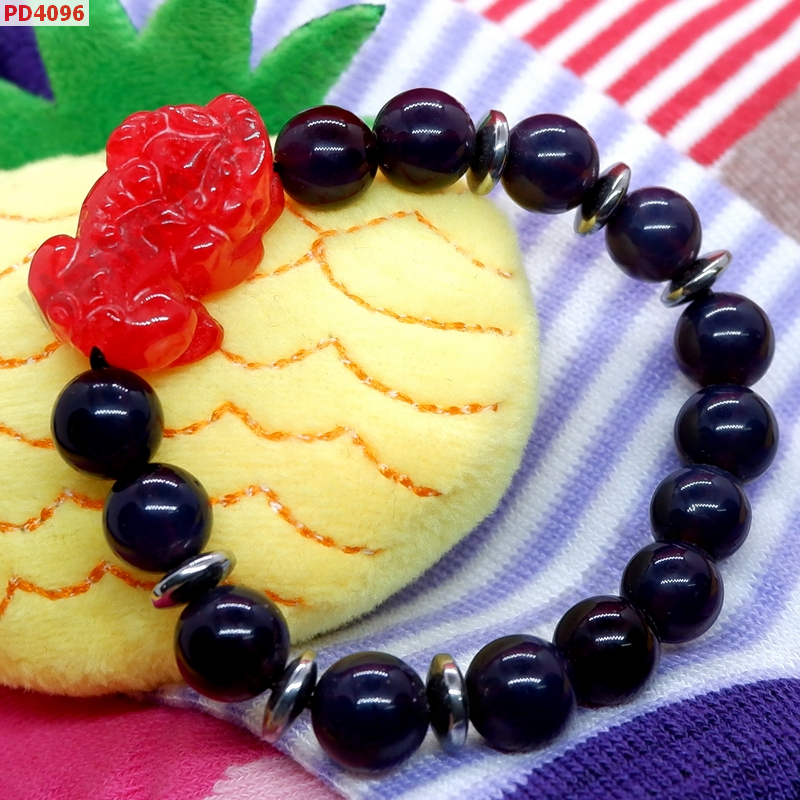 PD4096 สร้อยข้อมือปี่เซียะหินสีแดง+หินมูนสโตนสีม่วงแดง ราคา 459 บาท http://hengmark.com/view_product/PD4096.htm