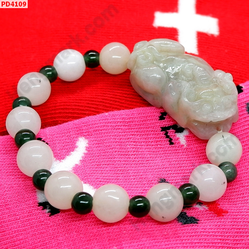 PD4109 สร้อยข้อมือปี่เซียะหยกขาวอมเขียว ราคา 499 บาท http://hengmark.com/view_product/PD4109.htm