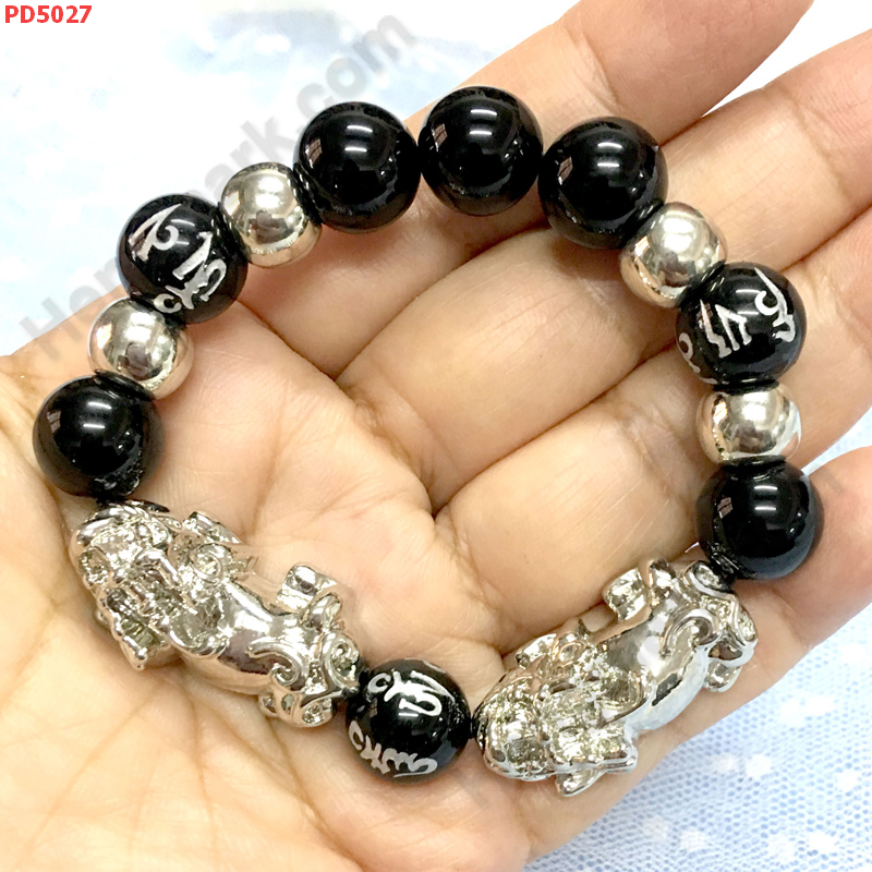 PD5027 สร้อยข้อมือปี่เซียะเงินคู่+หินคาถาทิเบต ราคา 599 บาท http://hengmark.com/view_product/PD5027.htm