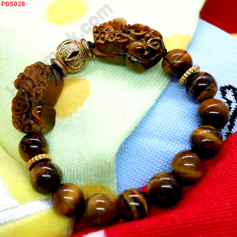 PD5028 สร้อยข้อมือปี่เซียะหินไทเกอร์อายคู่ ราคา 549 บาท http://hengmark.com/view_product/PD5028.htm