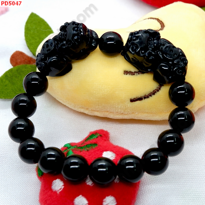 PD5047 สร้อยข้อมือปี่เซียะคู่ หินอะเกตสีดำ ราคา 599 บาท http://hengmark.com/view_product/PD5047.htm