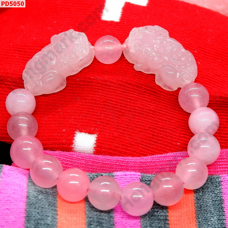 PD5050 สร้อยข้อมือปี่เซียะคู่ หินโรสควอตซ์ ราคา 599 บาท http://hengmark.com/view_product/PD5050.htm