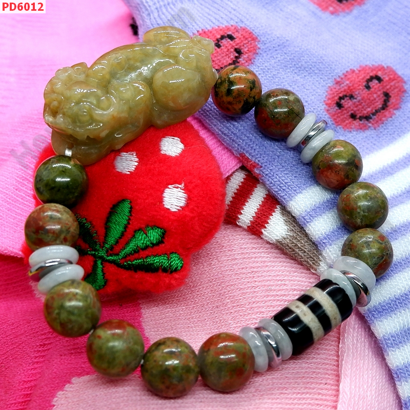 PD6012  สร้อยข้อมือปี่เซียะหยก+DZI+ยูนาไค้ท์ ราคา 629 บาท http://hengmark.com/view_product/PD6012.htm