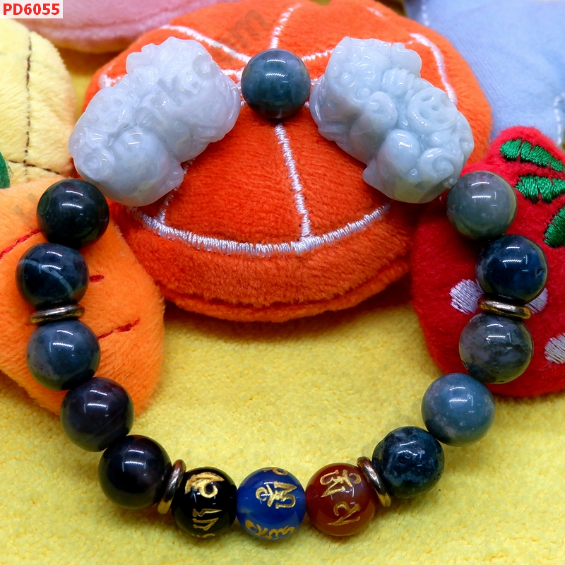 PD6055 สร้อยข้อมือปี่เซียะคู่ หยกขาว+คาถาทิเบต ราคา 699 บาท http://hengmark.com/view_product/PD6055.htm