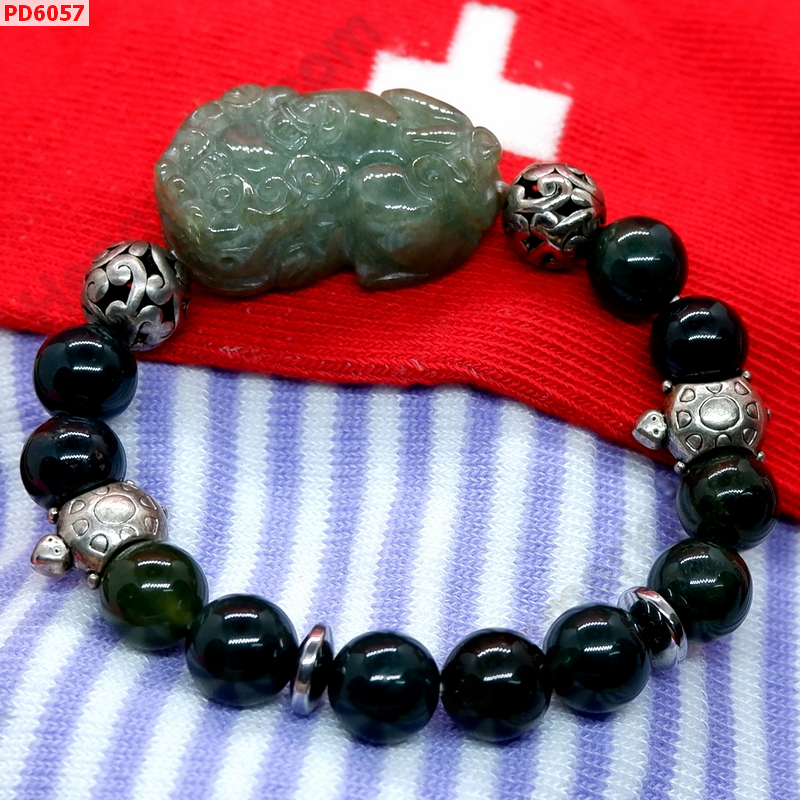 PD6057 สร้อยข้อมือปี่เซียะหยกเขียวเทาเกรดA ราคา 679 บาท http://hengmark.com/view_product/PD6057.htm