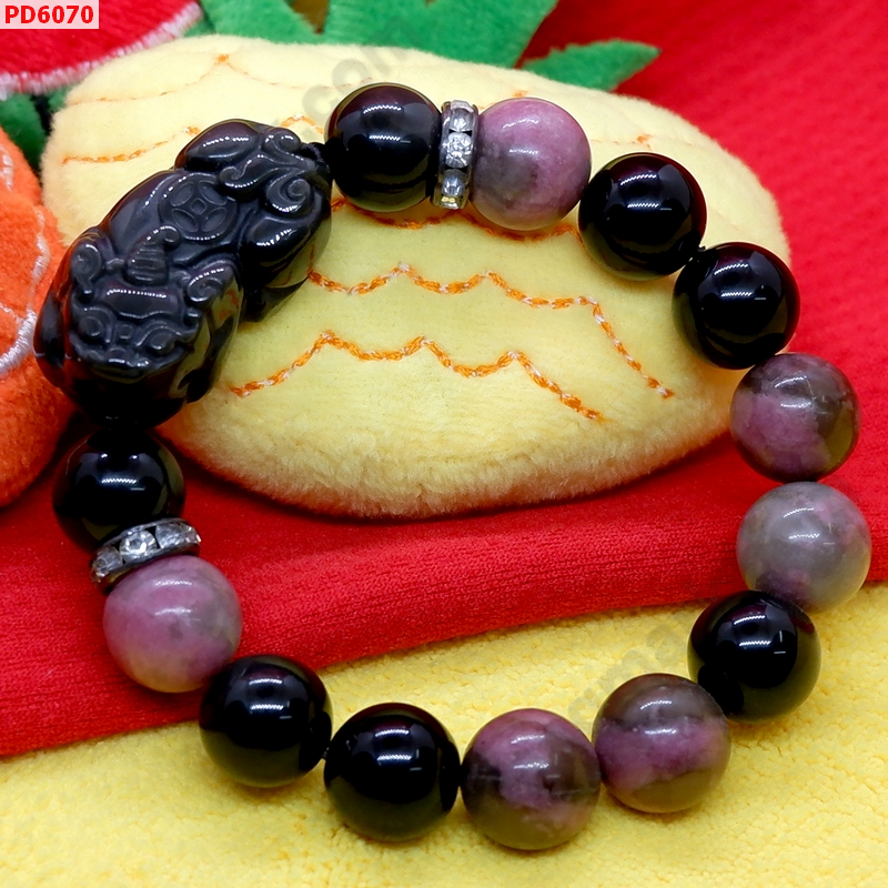 PD6070 สร้อยข้อมือปี่เซียะหินอ๊อบซิเดียนดำ ราคา 679 บาท http://hengmark.com/view_product/PD6070.htm