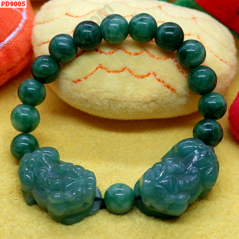 PD9005 สร้อยข้อมือปี่เซียะหยกเกรดAคู่ สีเขียวสด ราคา 1299 บาท http://hengmark.com/view_product/PD9005.htm