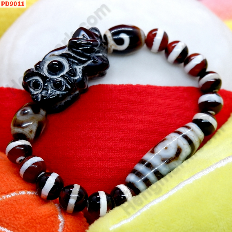 PD9011 สร้อยข้อมือปี่เซียะหินอะเกต+DZI ราคา 1109 บาท http://hengmark.com/view_product/PD9011.htm