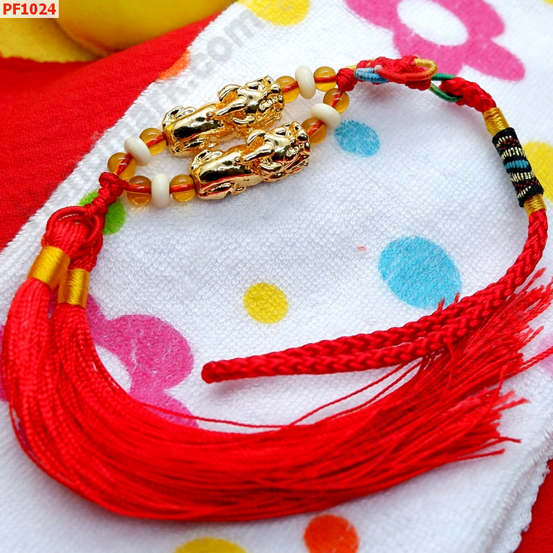 PF1024 ปี่เซียะคู่โลหะทอง แบบแขวน ราคา 199 บาท http://hengmark.com/view_product/PF1024.htm