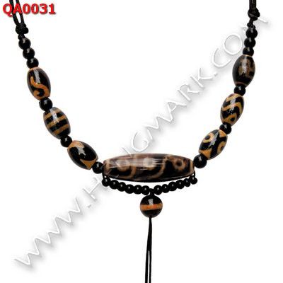 QA0031 หินทิเบต หลายลายพร้อมสร้อยคอเชือก ราคา 879 บาท http://hengmark.com/view_product/QA0031.htm