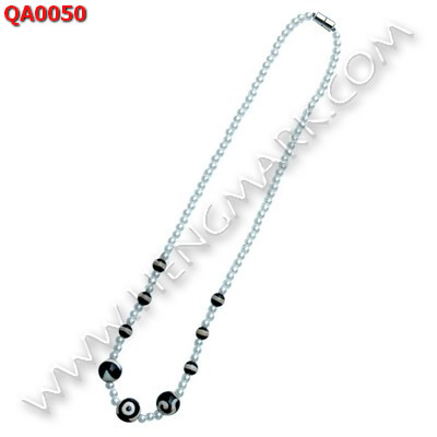 QA0050 สร้อยคอหินทิเบต ร้อยด้วยลูกปัดมุก ราคา 689 บาท http://hengmark.com/view_product/QA0050.htm