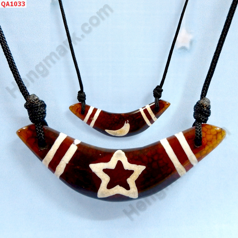 QA1033 สร้อยคอหินทิเบตรูปบูมเมอแรง ลายดาว ราคา 449 บาท http://hengmark.com/view_product/QA1033.htm