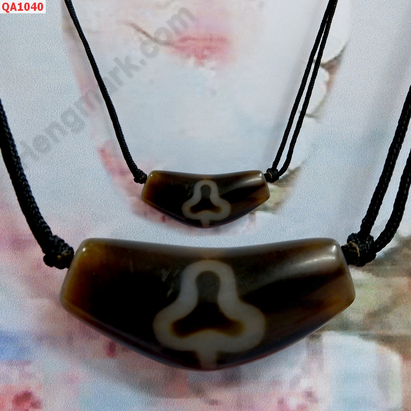 QA1040 สร้อยคอหินทิเบตรูปบูมเมอแรง ลายต้นโพธิ์ ราคา 949 บาท http://hengmark.com/view_product/QA1040.htm
