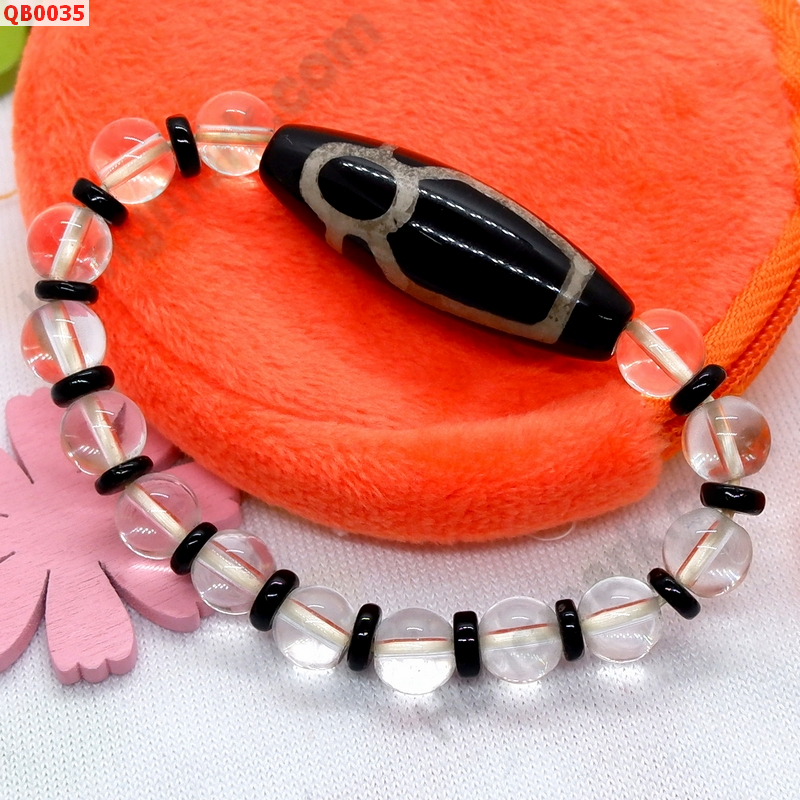QB0035 สร้อยข้อมือ DZI ไฉ่ซิงเอี๊ย ราคา 359 บาท http://hengmark.com/view_product/QB0035.htm