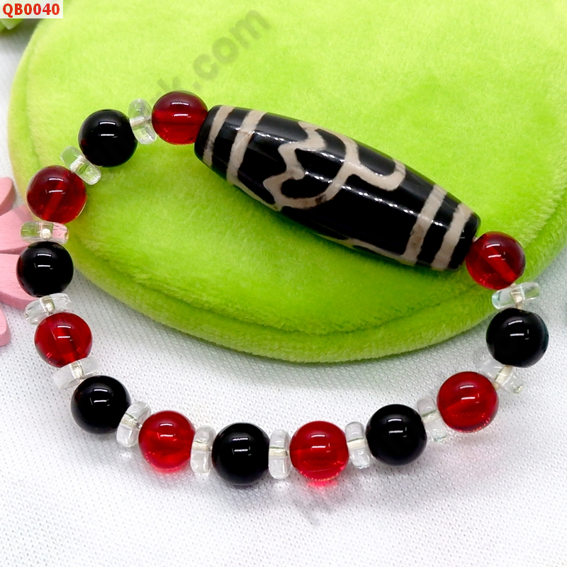 QB0040 สร้อยข้อมือ หินดีซีไอ ลายดอกบัว ราคา 359 บาท http://hengmark.com/view_product/QB0040.htm