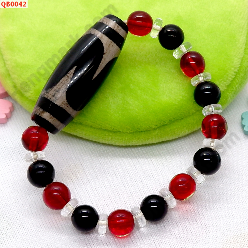 QB0042 สร้อยข้อมือ หินดีซีไอลายเขี้ยวเสือ ราคา 359 บาท http://hengmark.com/view_product/QB0042.htm