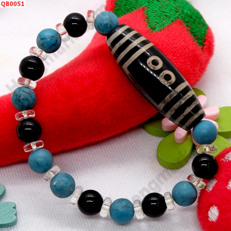 QB0051 สร้อยข้อมือ DZI 5 ตา ราคา 379 บาท http://hengmark.com/view_product/QB0051.htm