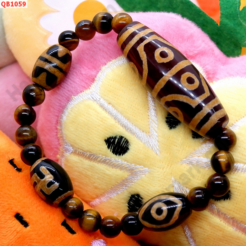 QB1059 สร้อยข้อมือหินทิเบต 8 ตา  ราคา 569 บาท http://hengmark.com/view_product/QB1059.htm