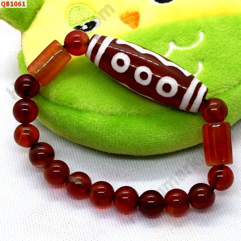 QB1061 สร้อยข้อมือหินทิเบต 21 ตา  ราคา 429 บาท http://hengmark.com/view_product/QB1061.htm