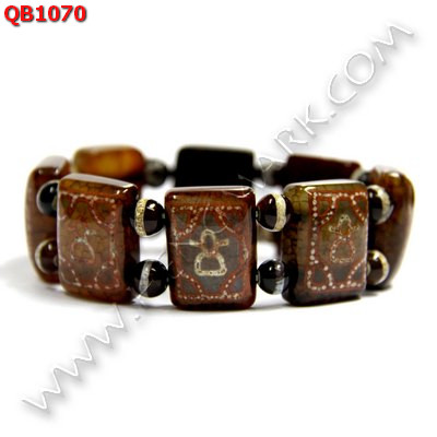 QB1070 สร้อยข้อมือไฉ่ซิงเอี๊ย ราคา 399 บาท http://hengmark.com/view_product/QB1070.htm