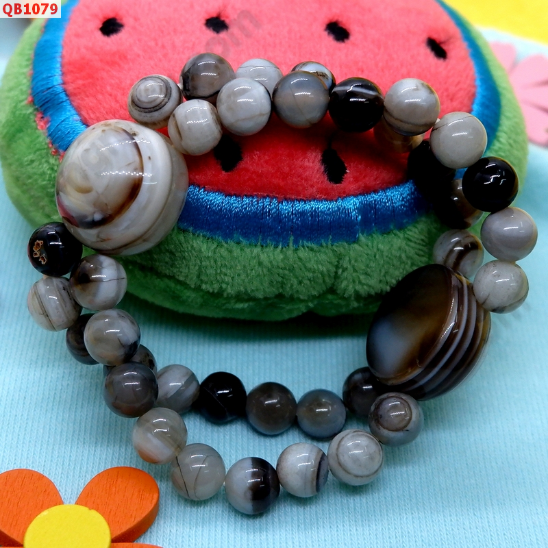 QB1079 สร้อยข้อมือDZI ตาสวรรค์ ราคา 598 บาท http://hengmark.com/view_product/QB1079.htm