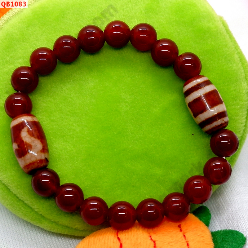 QB1083 สร้อยข้อมือDZI หรูยี่และ 1 ตา ราคา 699 บาท http://hengmark.com/view_product/QB1083.htm