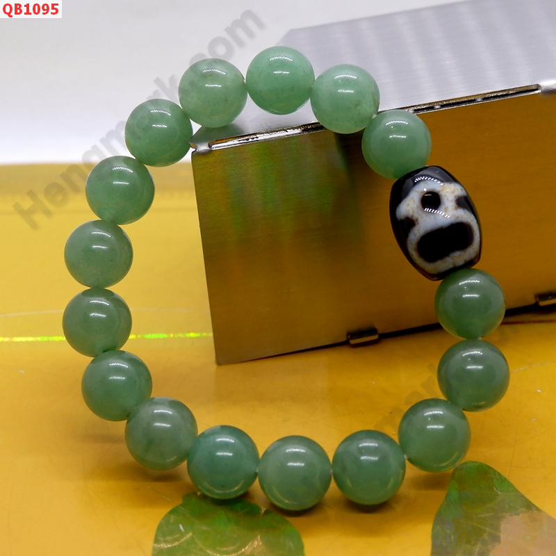 QB1095 สร้อยข้อมือ DZI ไฉ่ซิงเอี๊ย ราคา 499 บาท http://hengmark.com/view_product/QB1095.htm