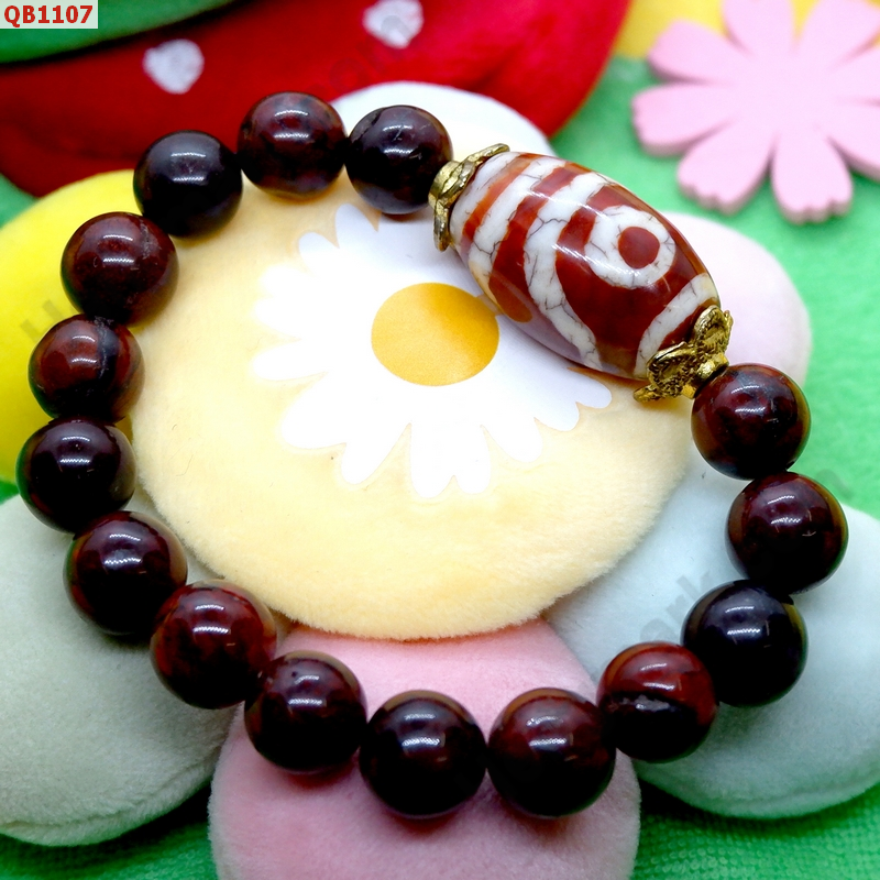 QB1107 สร้อยข้อมือ DZI 1 ตาภูเขา ราคา 499 บาท http://hengmark.com/view_product/QB1107.htm